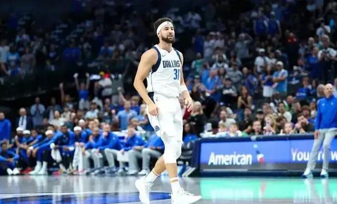 包含Scout新星问鼎冠军表现惊艳，独行侠未来可期！的词条